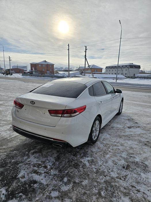 Kia K5 , 2015 Ж Объем 2 , Газ