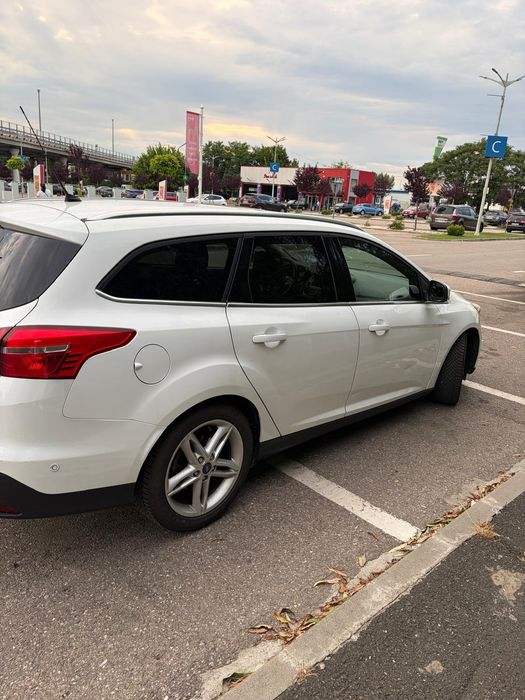 FORD Focus 2015 — imagine 4