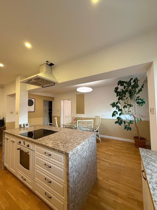 Apartament 4 camere de vânzare în Bistrița