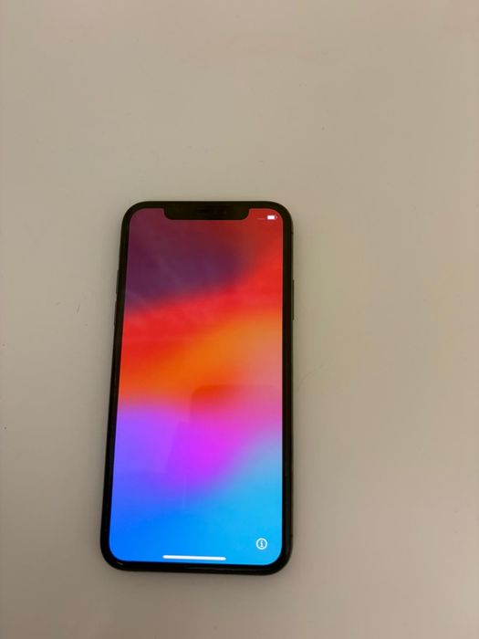 Vând iPhone XS - 64 GB