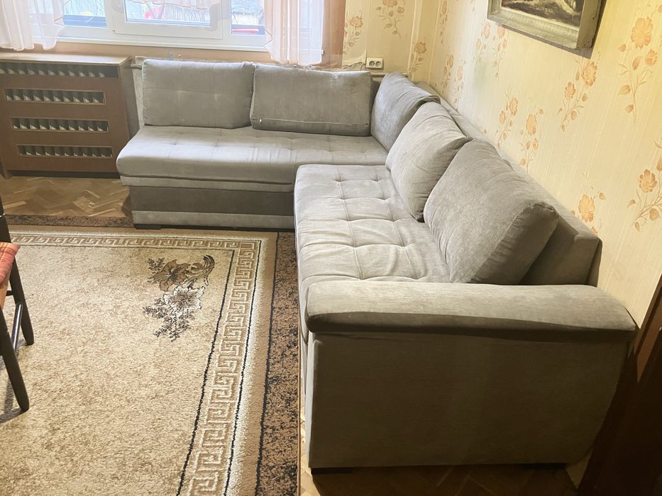 Диван, с повдигащ механизъм