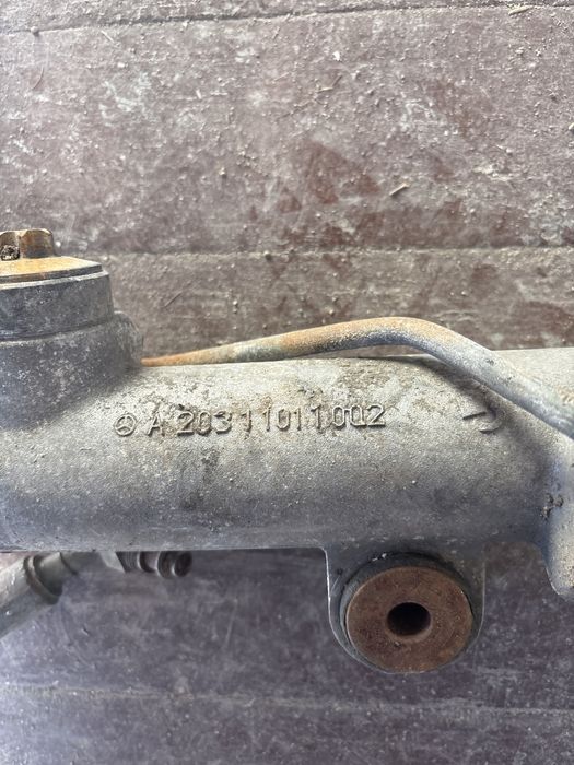 Кормилна рейка от мерцедес Ц класа