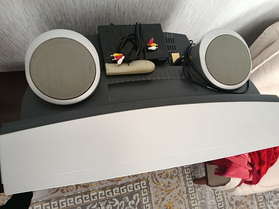 Телевизор AKIRA.