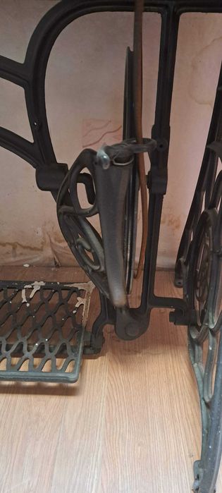 Антична шевна машина Haid & Neu от фабриката в Karlsruhe