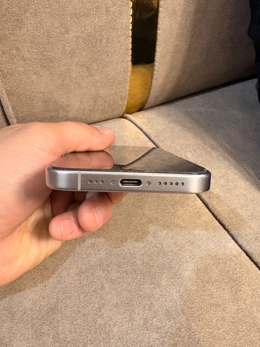 Iphone 15 pro 256гб