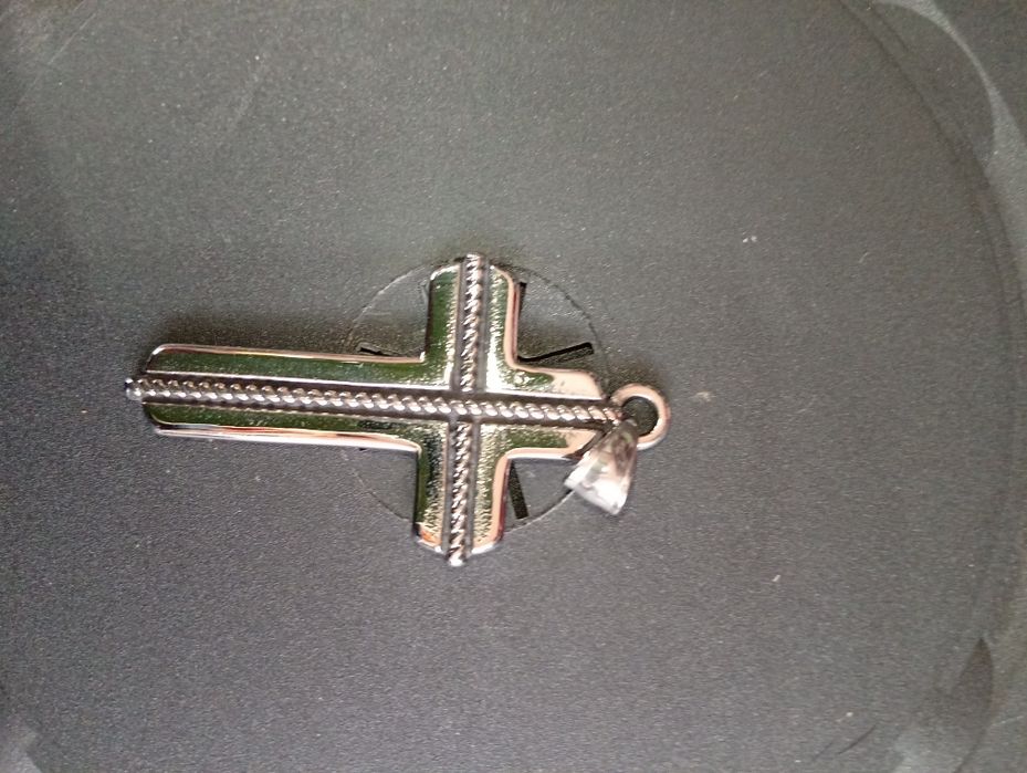 Медальони  стомана.