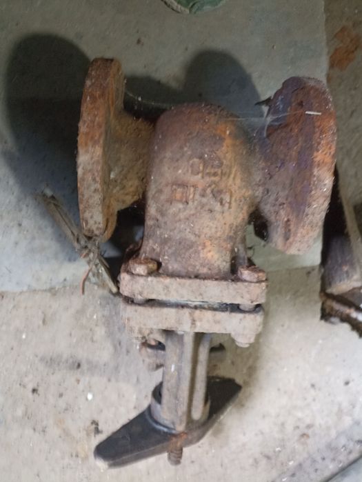 Задвижки б.у и новые