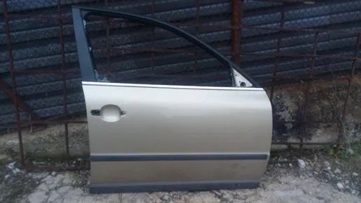 Предна дясна врата Vw Passat B5 5.5/ Пасат Б5 (врати) гр. София 7-ми 11 ...