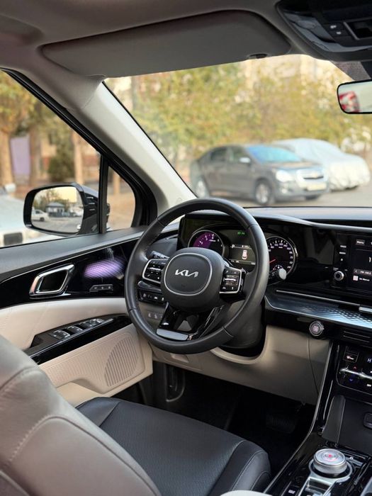 Bugun sotuvimizda KIA CARNIVAL