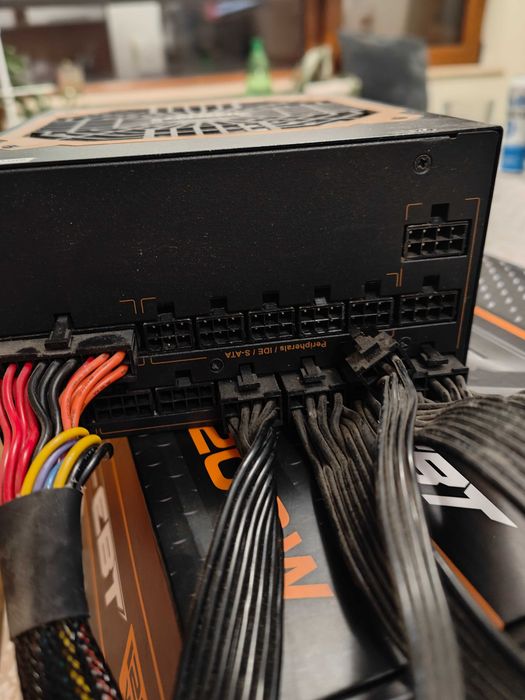 ZALMAN 1200W Модулно Захранване