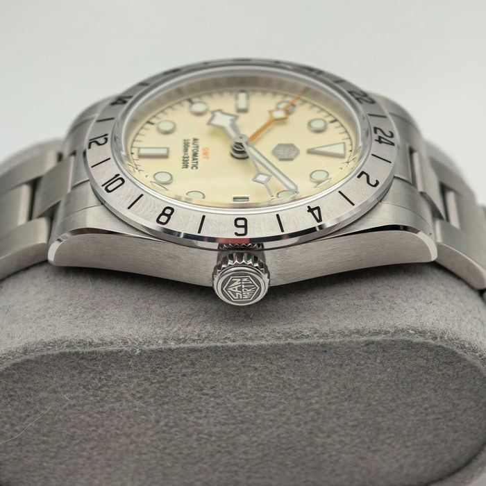 San Martin SN0054-G-B1 GMT white