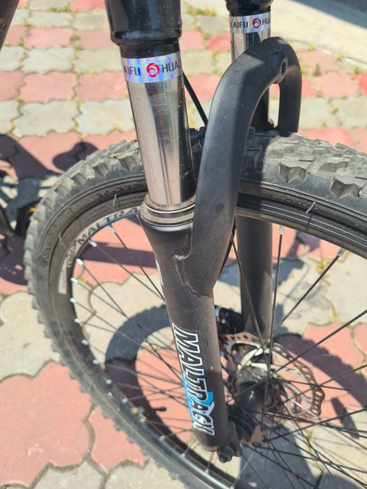 Vând bicicletă 27.5