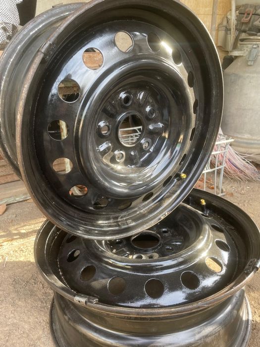 Срочно продам Железные диски на 16