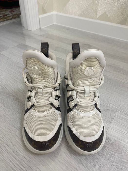 Продаётся кроссовки LV ORIGINAL