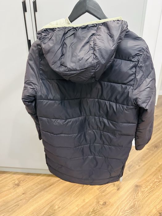 Продам куртки на мальчика!