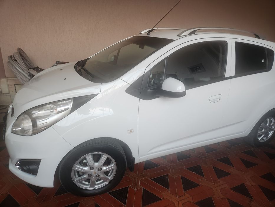 Spark sotiladi military 2018 probegi 135ming metani bor