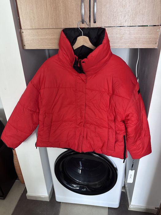 Vand geaca Calvin Klein Performance pentru femei marimea S