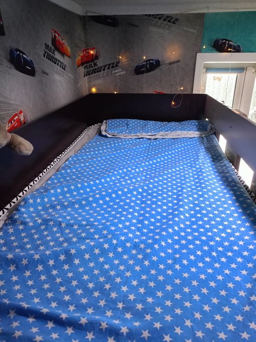 Подростковая кровать-чердак б/у