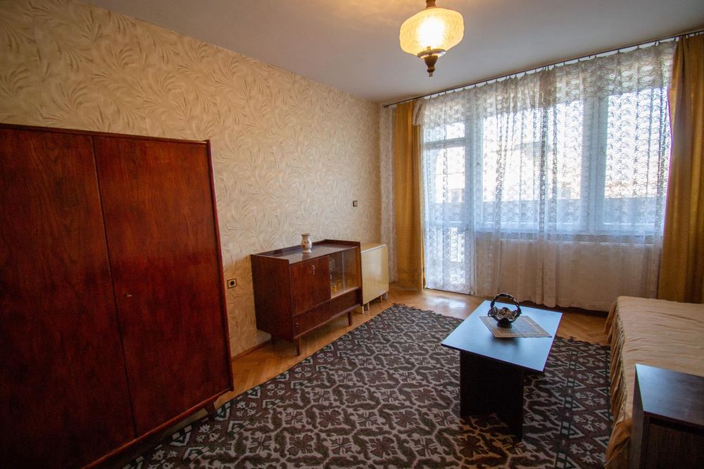 Двустаен, под наем, ж.к Банишора