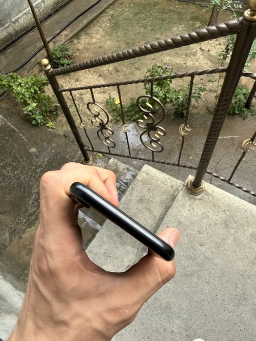 iPhone Xr 64Gb 75% korobkali