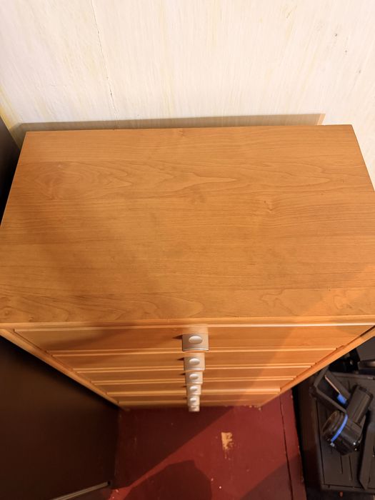 Тумба для зала или в спальню