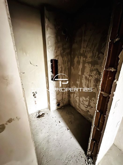 Тристаен апартамент с АКТ 16 в НОВА сграда, ж.к Славейков