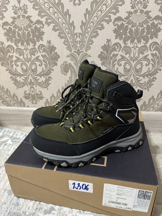 Продам ботинки детские осень-весна