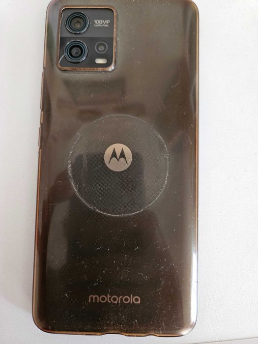 Телефон Motorola g72