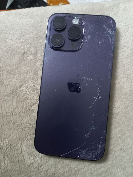 Айфон 14 про бу сини