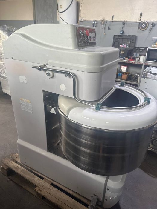 Тестомес спиральный для пекарни   Sigma Smy 160