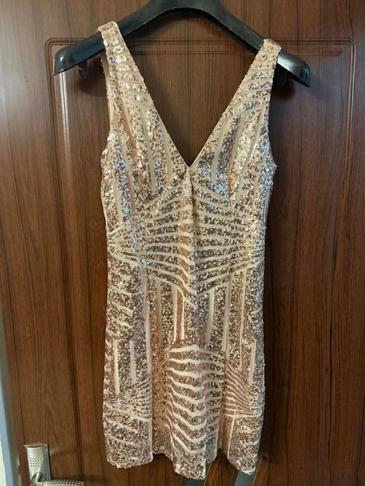 Рокля за продажба