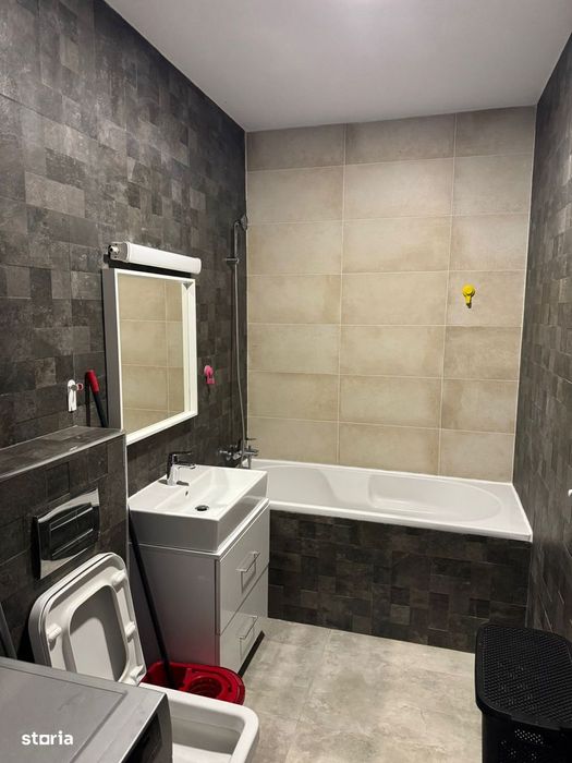 Apartament cu 2 camere, balcon și lift în Militari