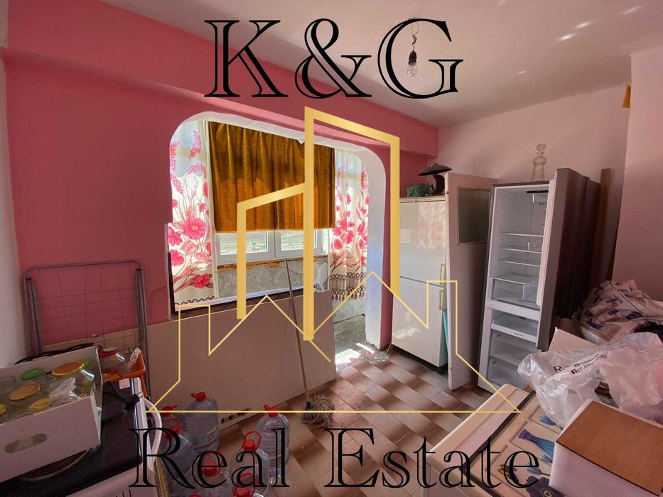 Продава се Тристаен апартамент в Разград, Орел - 70 кв.м за 693 €/кв.м - Снимка #2