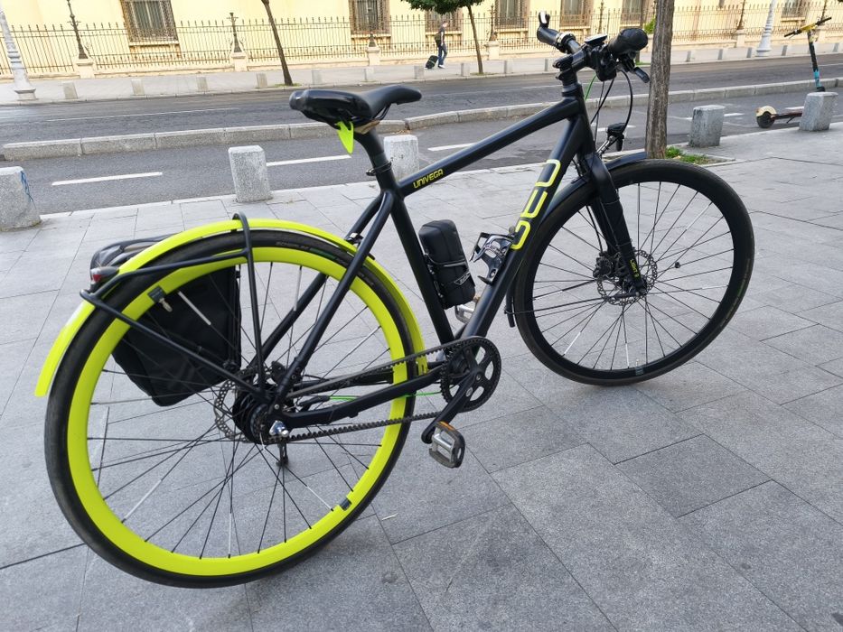 Bicicleta univega geo, Bicicleta pe curea, bicicleta trekking, bicicletă oraș, bicicletă touring, bicicleta Shimano alfine.