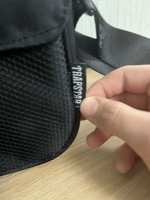 Trapstar чанта.