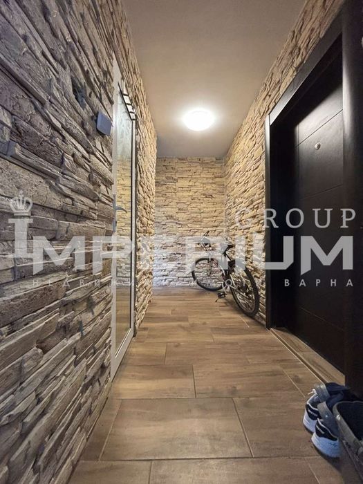 Продава се Двустаен апартамент в Варна, Владислав Варненчик - 41 кв.м за 1903 €/кв.м - Снимка #1