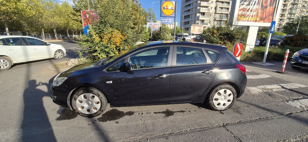 OPEL Astra 2012 — imagine 3