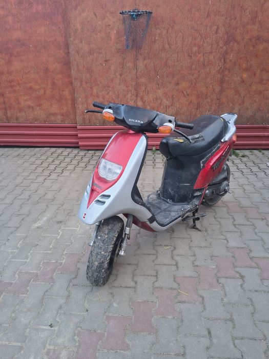Scuter gilera 49