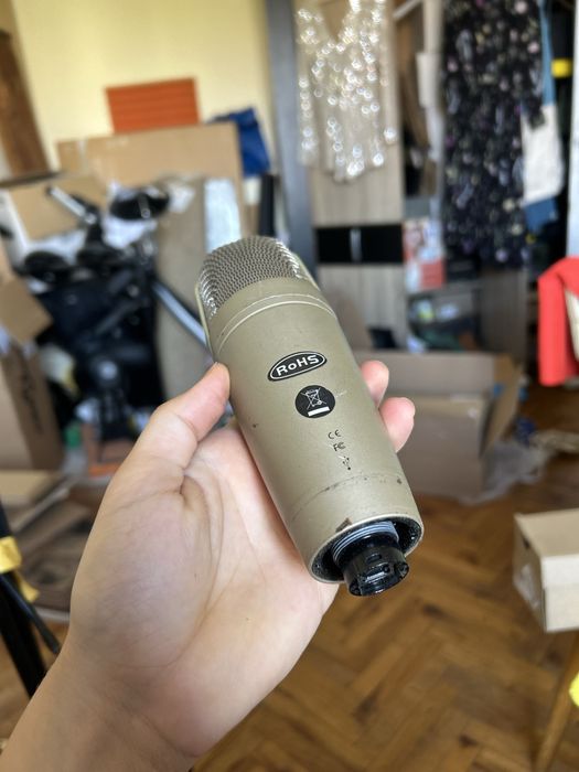 Вокален микрофон кондензаторен Behringer C-1U