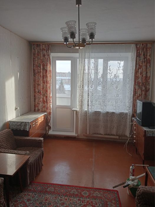 Продам 1 комнатную ленинградку в центре