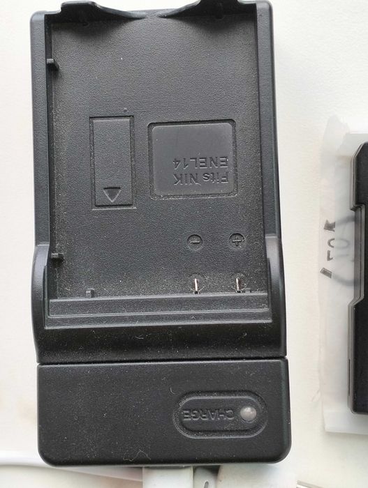 Nikon EN-EL14,  батерия и заредно