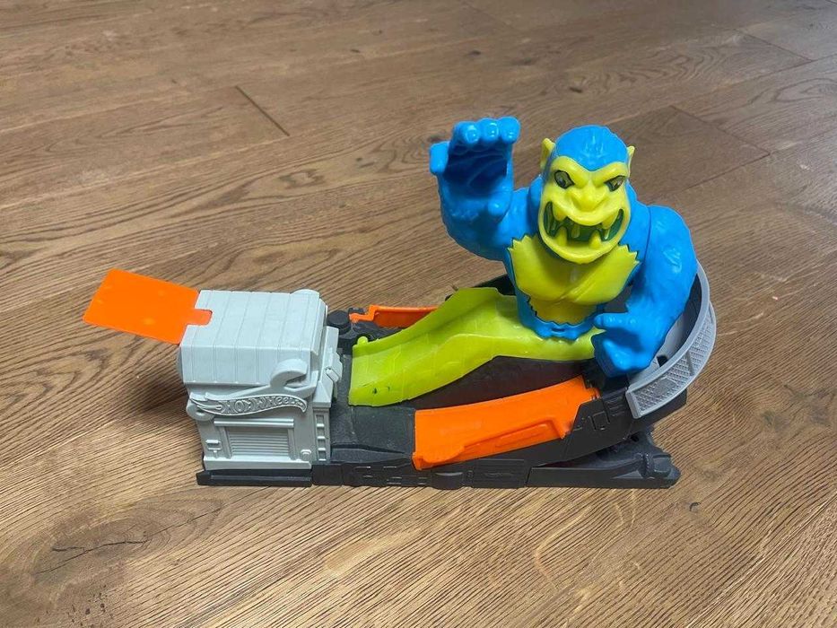 Наборы Hot Wheels  в хорошем состоянии