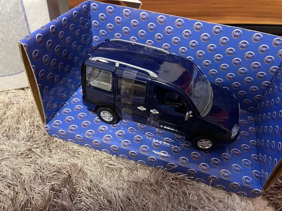Fiat Doblo 1:24 Norev