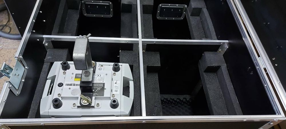 ADJ FOCUS SPOT 3Z (4броя.)