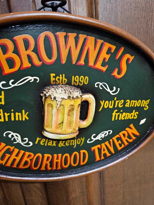 Масивна дървена реклама