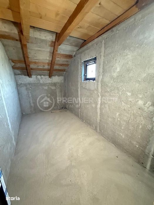 Casă 5 camere, Hadambu, 181mp