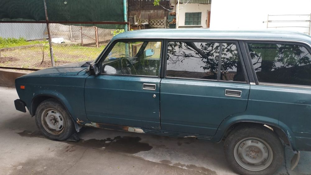 Продам Ваз 2104 .