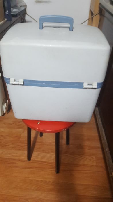 Lada frigorifica electrica 12V