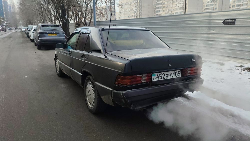 Мерседес 190 2.0