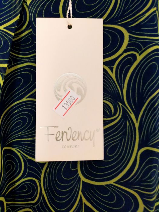 Платье женское         .